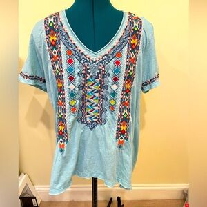 Gently loved Johnny Was embroidered t-shirt